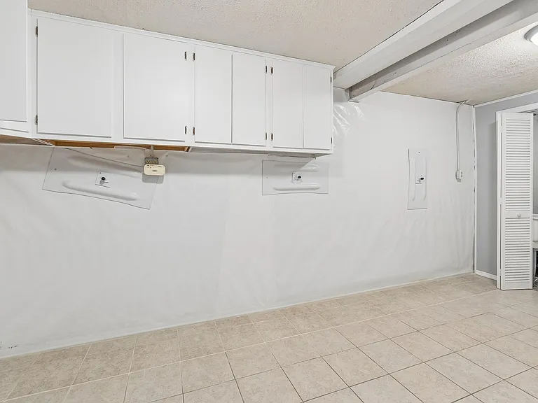 3006 S 108th St — Photo 21