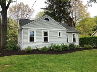 1045 Meredith St, Kent, OH 44240