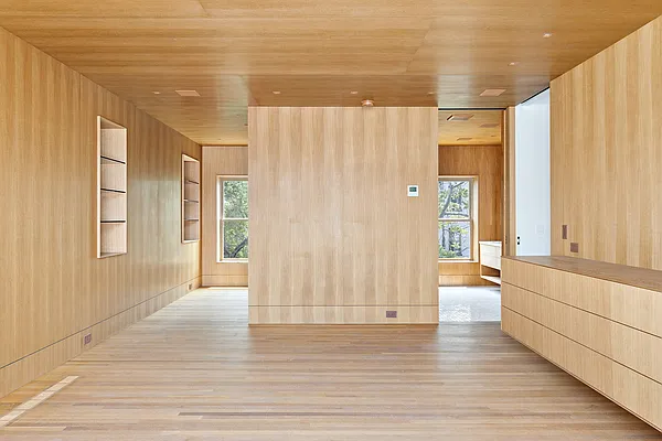 Rented by Douglas Elliman | media 22