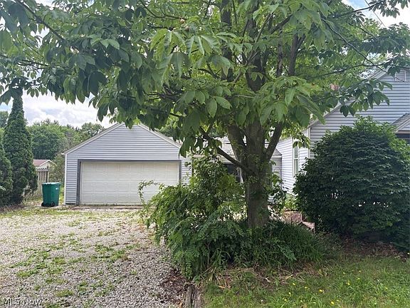 2nd image of 4566 Fishcreek Rd
