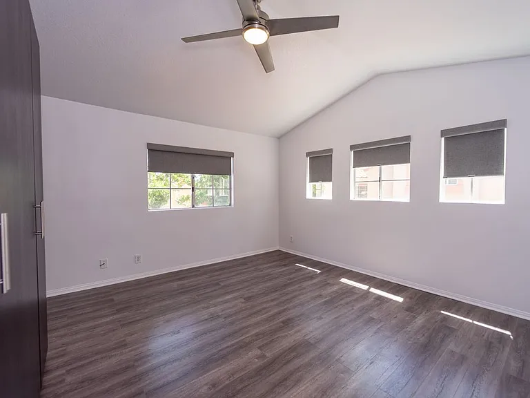 4365 Oak Glen St — Photo 29