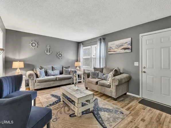 400 William Hilton Parkway #92, Hilton Head Island, SC 29926