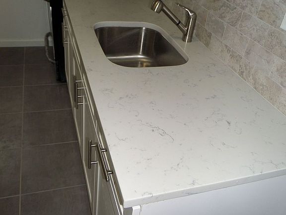 5th image of 4902 21st St APT 3J