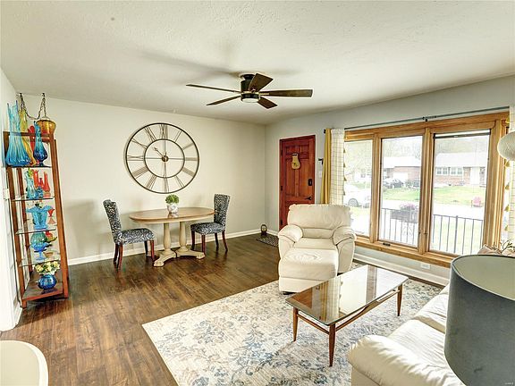 5th image of 7124 Coronado Ave