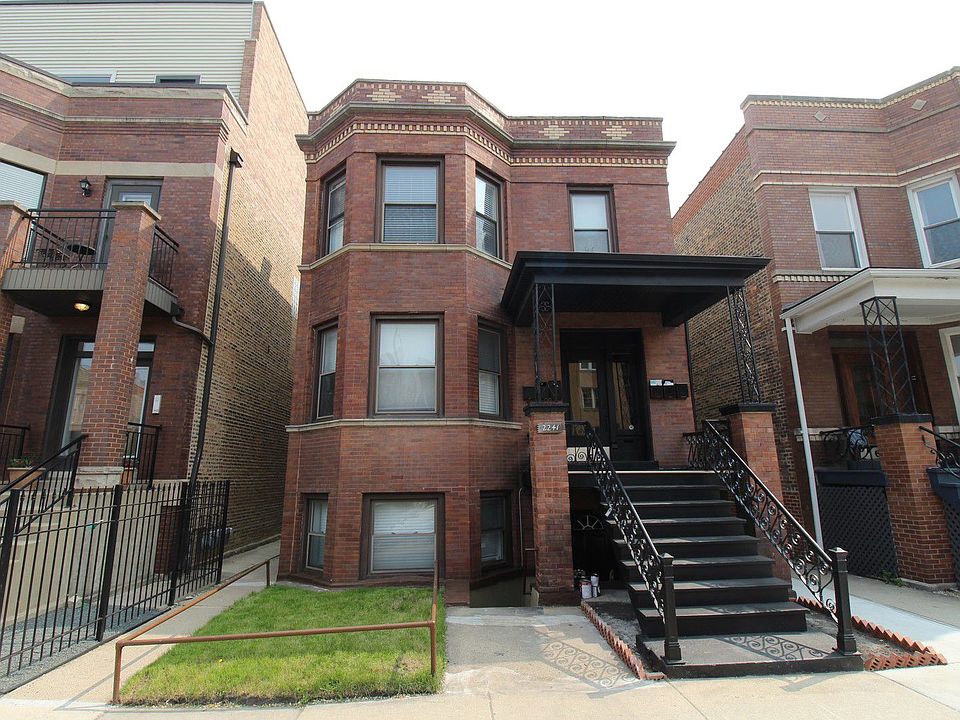1st image of 2241 W Augusta Blvd #1R