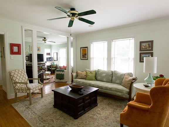 4th image of 304 Louise Dr