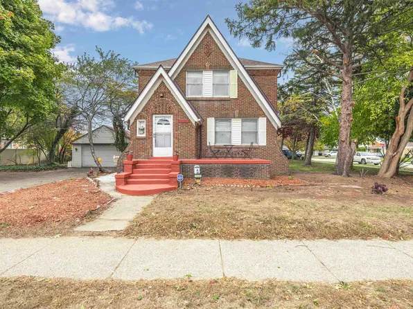 11081 Fifteen Mile Rd, Sterling Heights, MI 48312