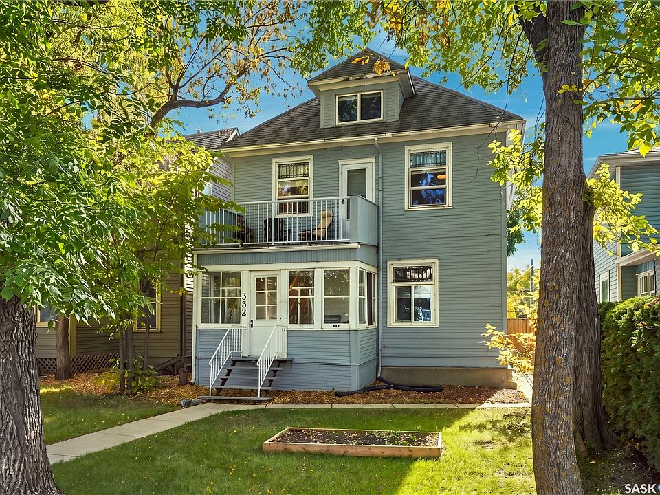 1st image of 332 10th Street E
