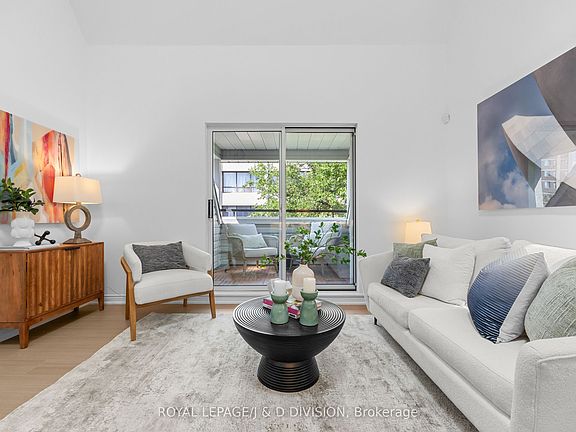 4th image of 217 Saint George St #54