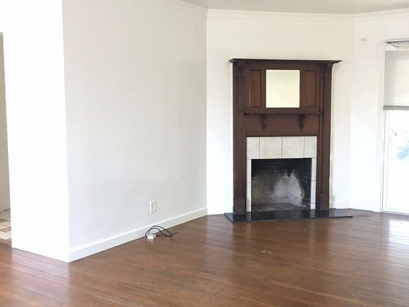 2nd image of 960 Sonoma Ave