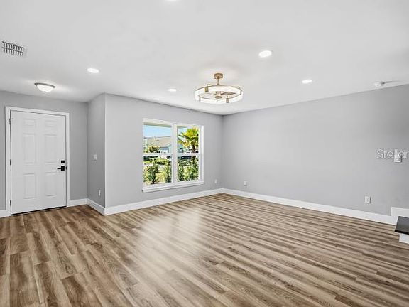 5th image of 728 BELVOIR DRIVE