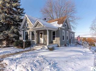 630 N 5th St, Mankato, MN 56001