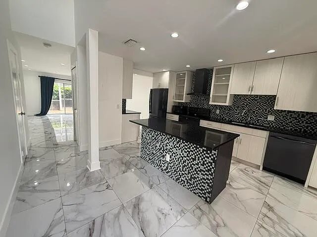 3537 Deer Creek Palladian Cir — Photo 13