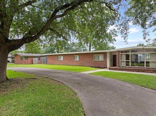 980 20th St, Beaumont, TX 77706