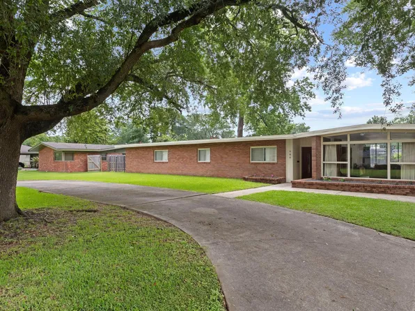 980 20th St, Beaumont, TX 77706