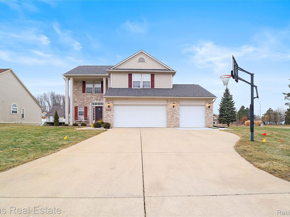 1st image of 4028 Grand Oaks Ct