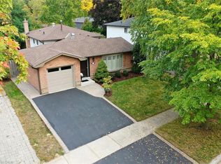 173 Arichat Rd, Oakville, ON L6J5N5