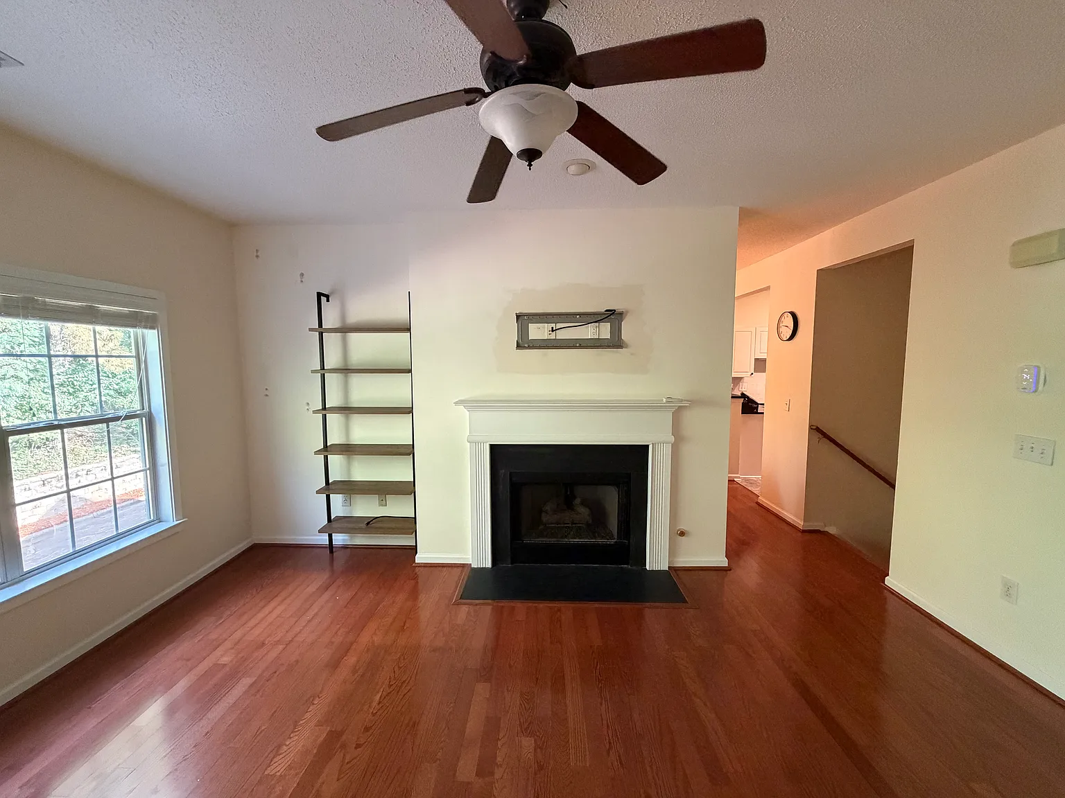 2 bed, 2.5 bath, 1510 sqft, $2,300 — Photo 3
