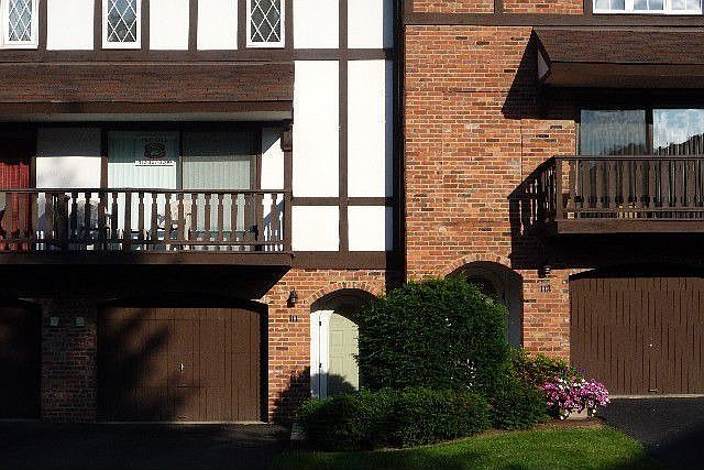 1st image of 111 Thornberry Dr
