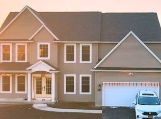 5377 Marguerites Way, Clarence, NY 14031