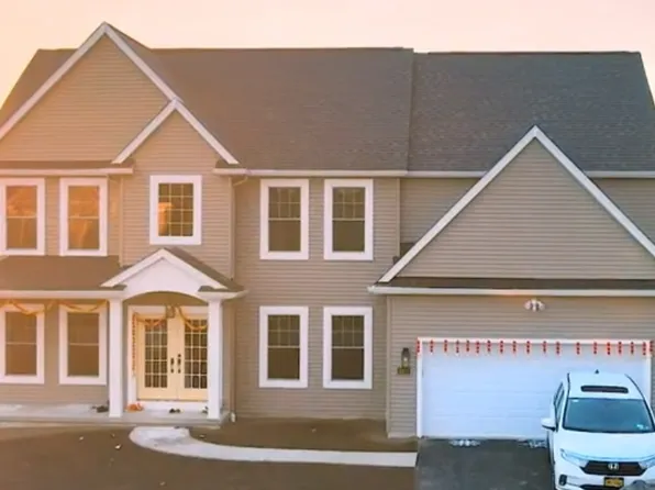 5377 Marguerites Way, Clarence, NY 14031