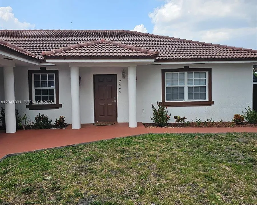 7565 N Augusta Dr #7567
