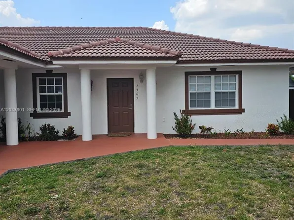 7565 N Augusta Dr #7567, Hialeah, FL 33015