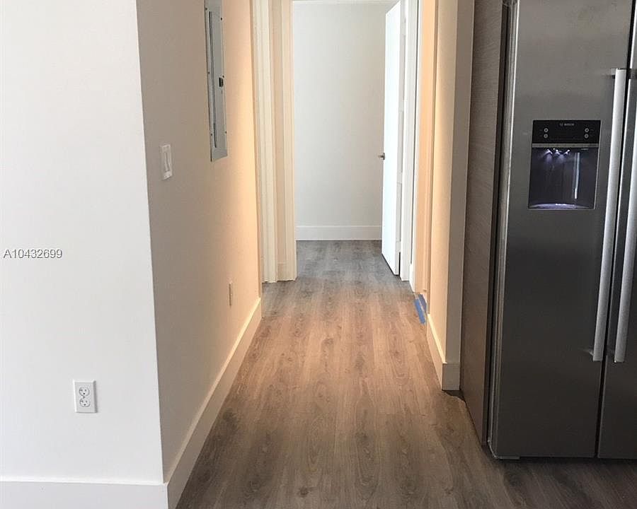 1st image of 1010 SW 2nd Ave Fl 7th