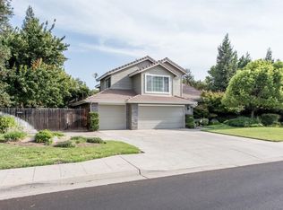 1799 Goshen Ave, Clovis, CA 93611