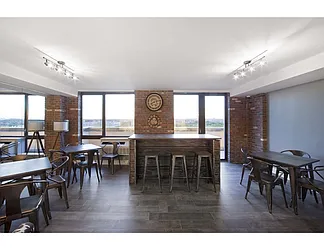 Rented by R New York