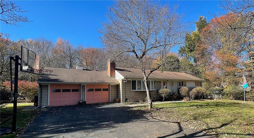 4803 Madison Ave, Trumbull, CT 06611 Zillow
