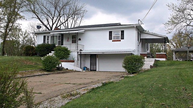 1st image of 302 N Marion St