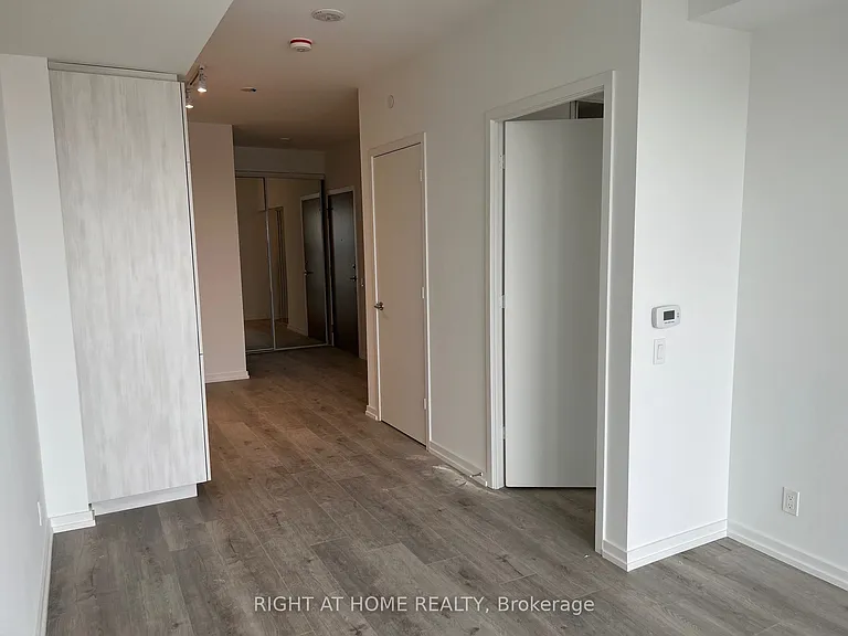 7890 Jane St #3107 — Photo 15