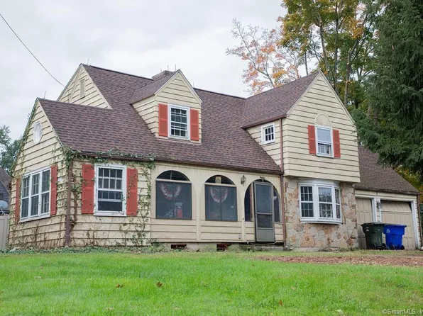 3 Webster Hill Boulevard, West Hartford, CT 06107
