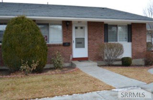 1st image of 845 Linden Pl