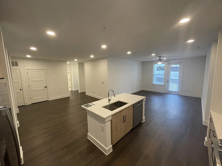 The Argos Apartments on The Beltline — Photo 170