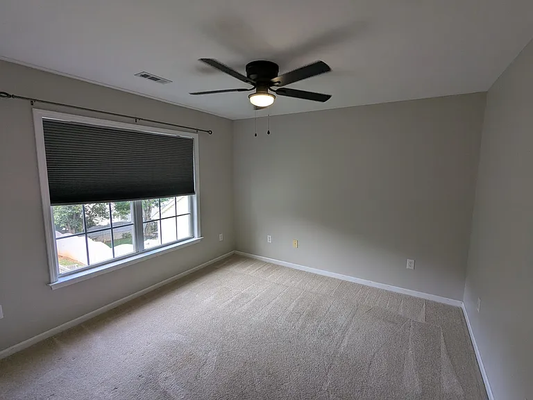 5 Criterion Dr — Photo 22