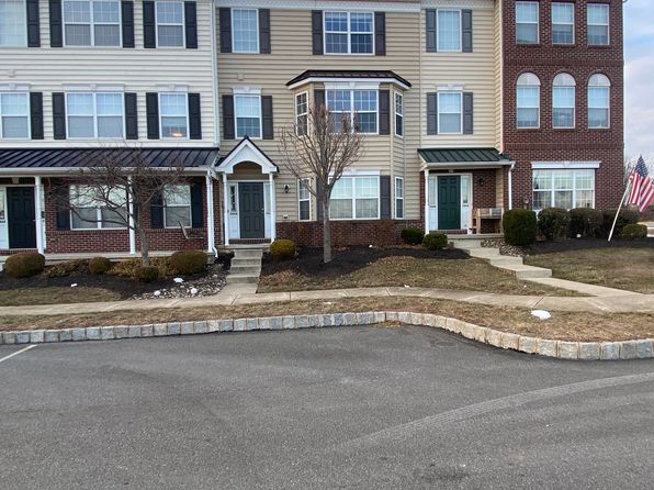 2064 Berkeley Dr #M46