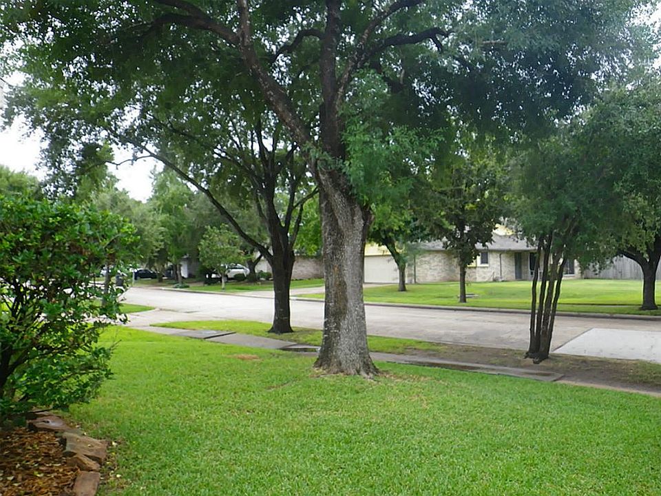 1st image of 14318 Blue Falls Dr