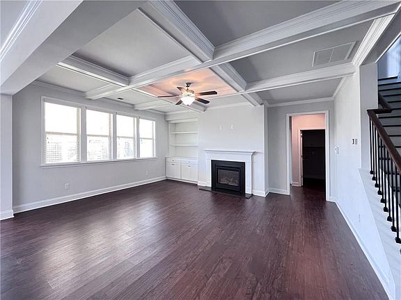 4th image of 3277 Long Creek Dr