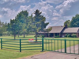 329 NW Paint Rd, Cache, OK 73527