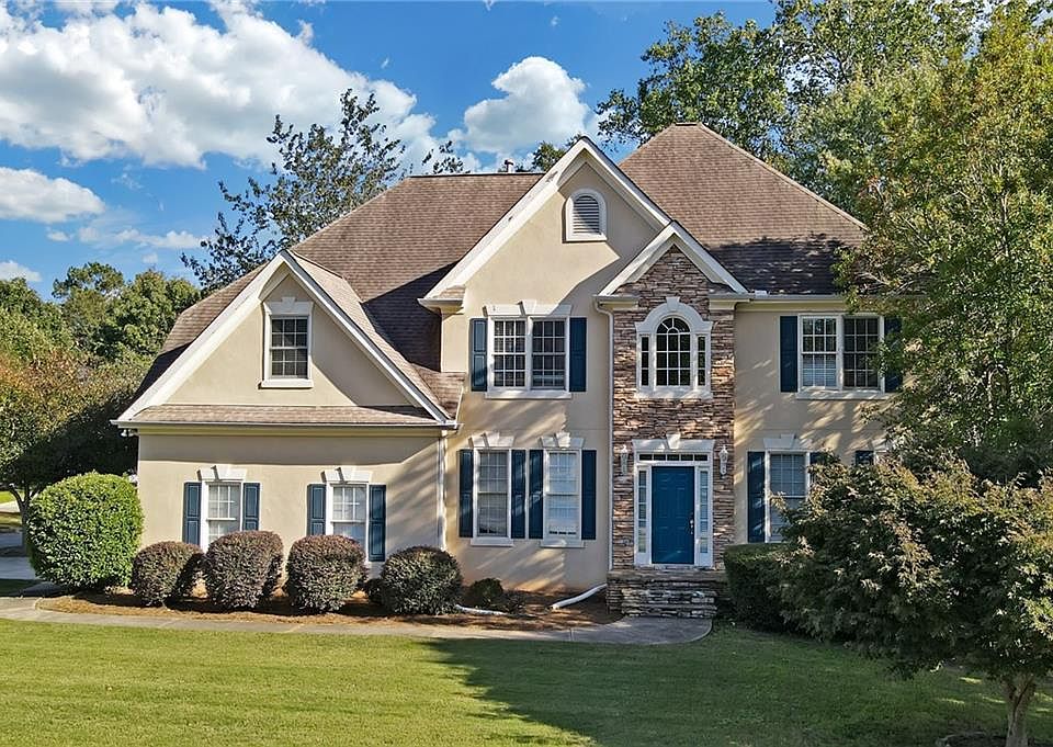 1st image of 3 Vaux Park Ln