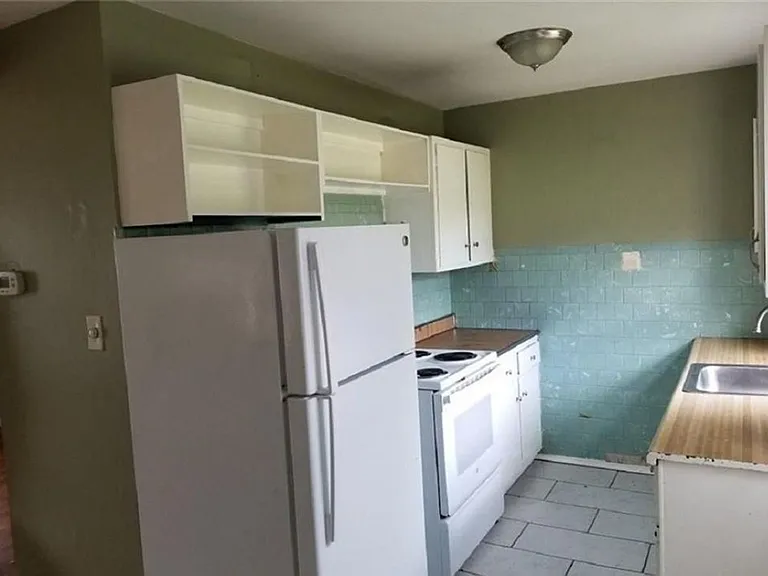 7108 Chryslon Ln — Photo 5