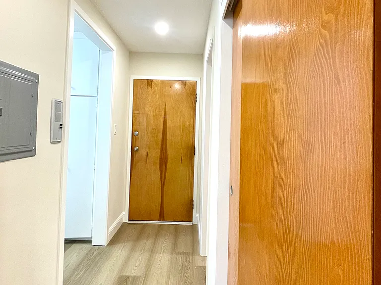266 21st Ave #104 — Photo 8