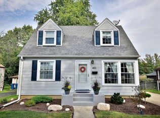 401 W Avery St, Elmhurst, IL 60126