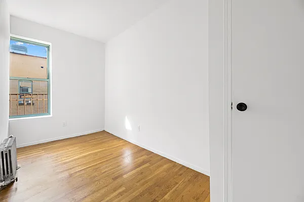 Rented by REAL New York | media 3