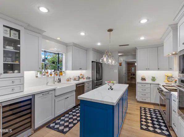 402 W AUGUSTA Avenue, Phoenix, AZ 85021