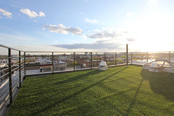 Rented by TheRealEstateCompany.com LLC | media 33