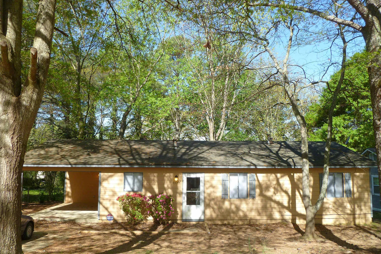 6627 Bent Creek Dr photo 1