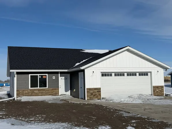 1301 16th St SE, Devils Lake, ND 58301